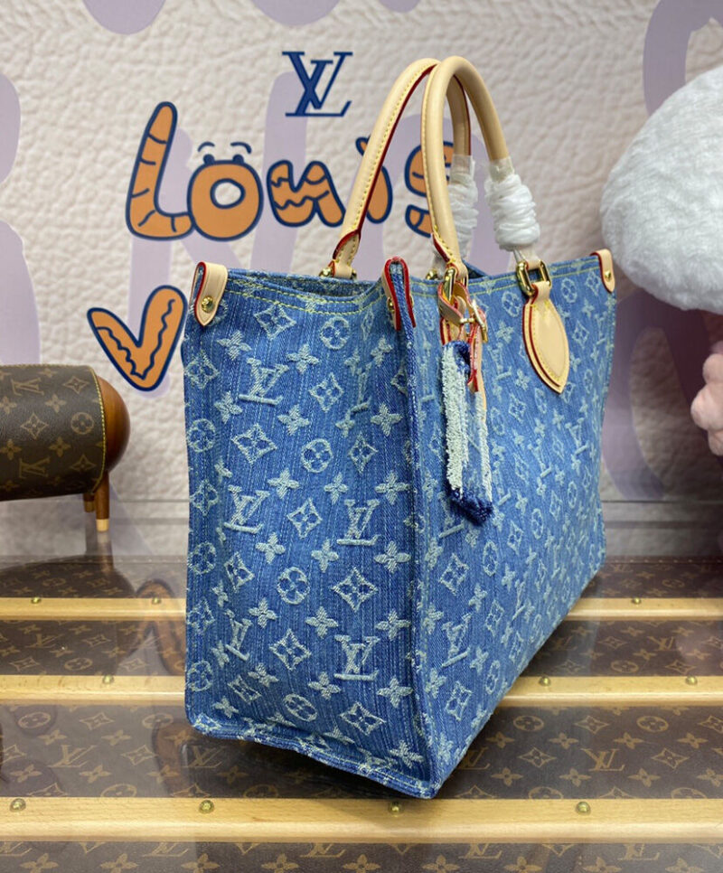 Louis Vuitton OnTheGo MM M46871 Blue